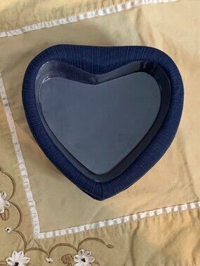 Taskets Renaissance Heart Basket with Navy Liner Insert Country Home